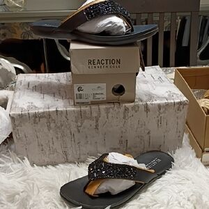 Reaction Kenneth Cole Glam-Athom Women's Sz 8.5 M Sandals New